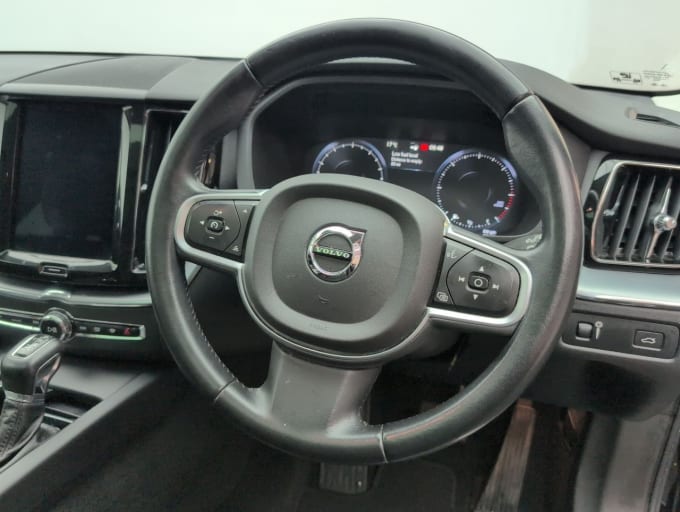 2025 Volvo Xc60