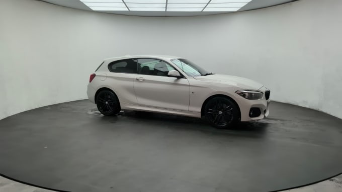 2025 BMW 1 Series