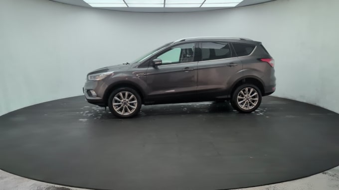 2025 Ford Kuga