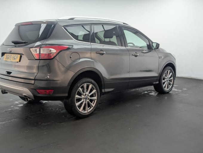 2025 Ford Kuga