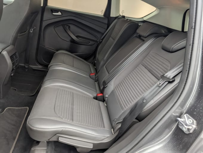 2025 Ford Kuga