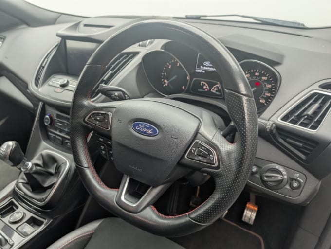 2025 Ford Kuga