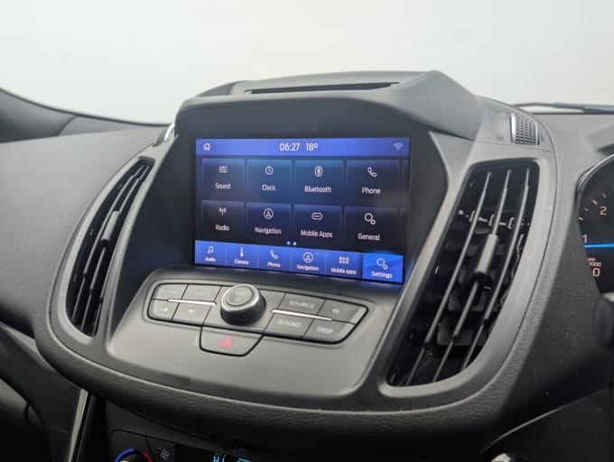 2025 Ford Kuga