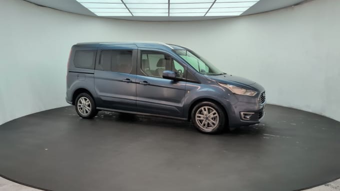 2025 Ford Grand Tourneo Connect