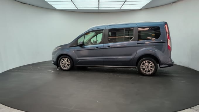 2025 Ford Grand Tourneo Connect