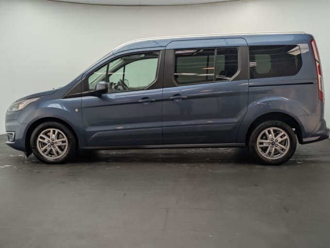 2025 Ford Grand Tourneo Connect