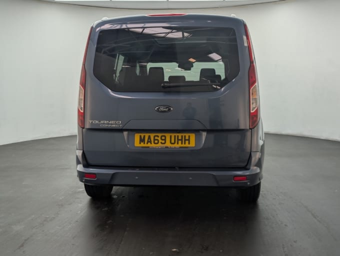 2025 Ford Grand Tourneo Connect
