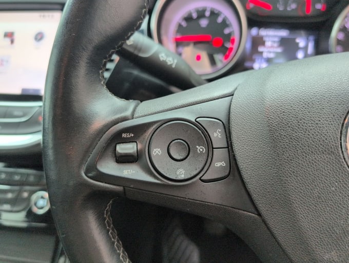 2025 Vauxhall Astra