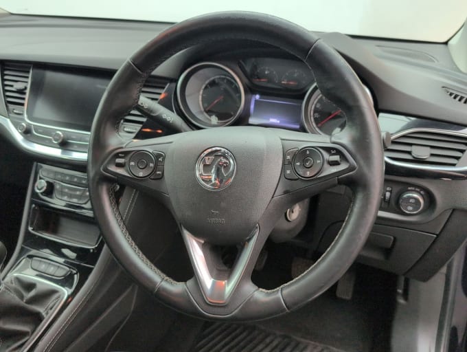 2025 Vauxhall Astra