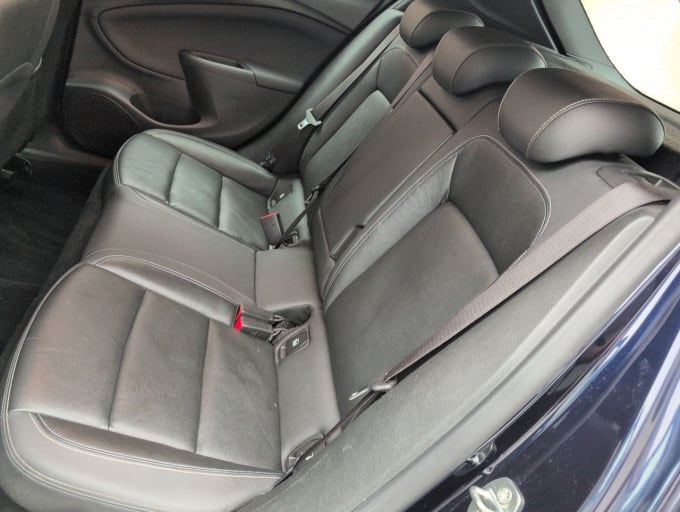2025 Vauxhall Astra