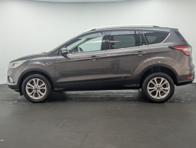2025 Ford Kuga