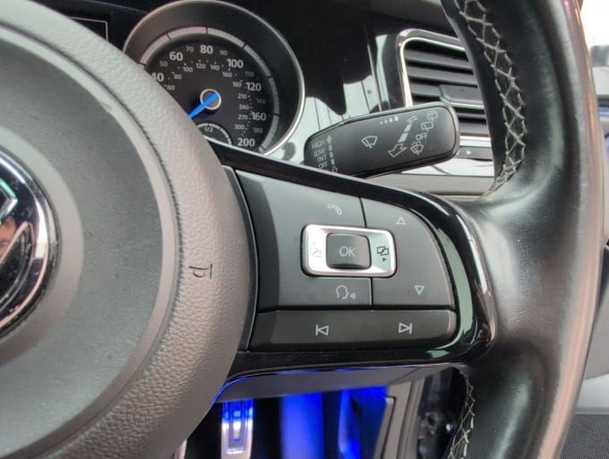 2025 Volkswagen Golf