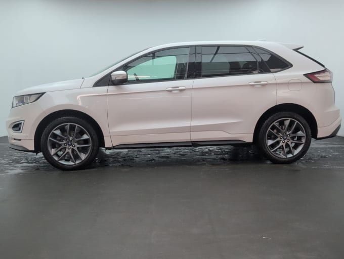 2025 Ford Edge