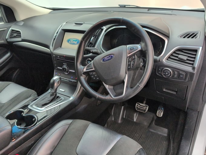 2025 Ford Edge