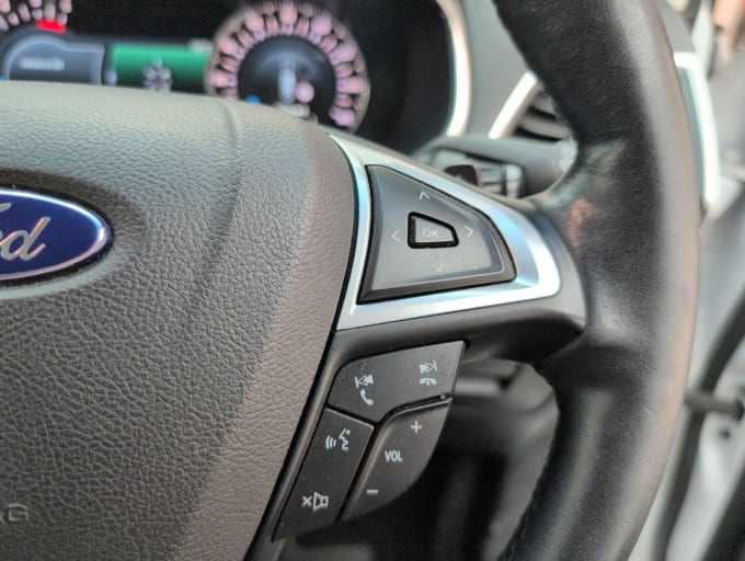 2025 Ford Edge
