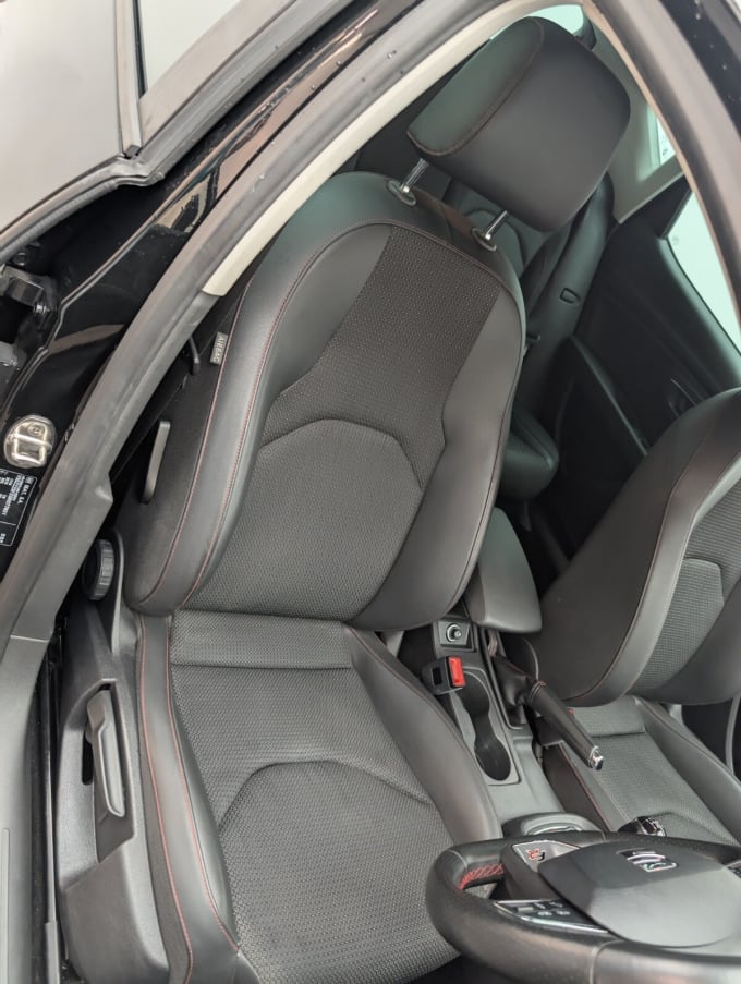 2025 Seat Leon