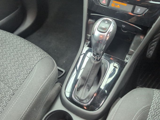 2025 Vauxhall Mokka X
