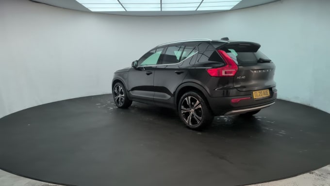 2025 Volvo Xc40