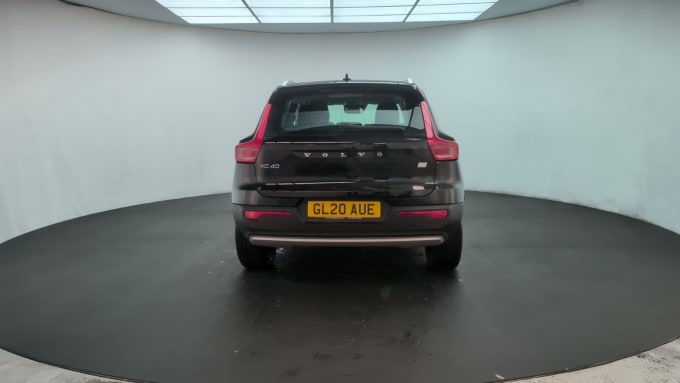 2025 Volvo Xc40