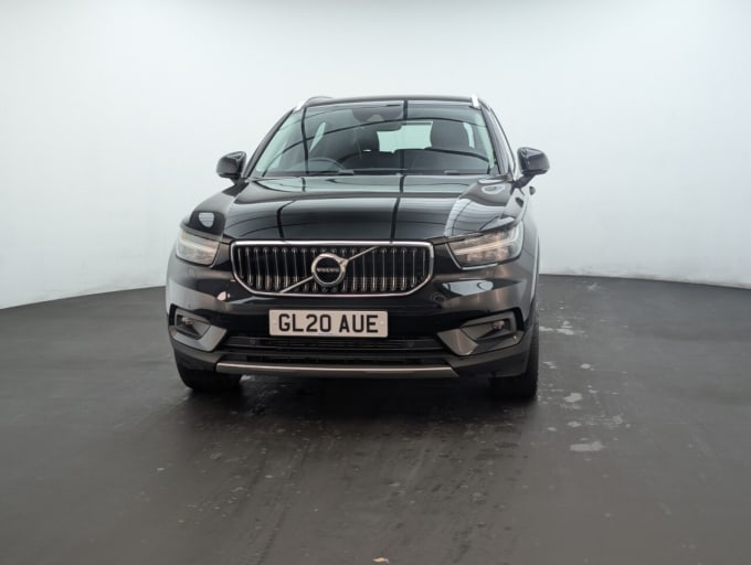 2025 Volvo Xc40