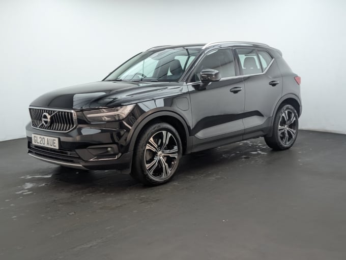 2025 Volvo Xc40