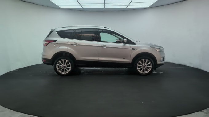 2025 Ford Kuga