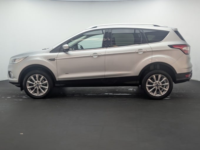 2025 Ford Kuga