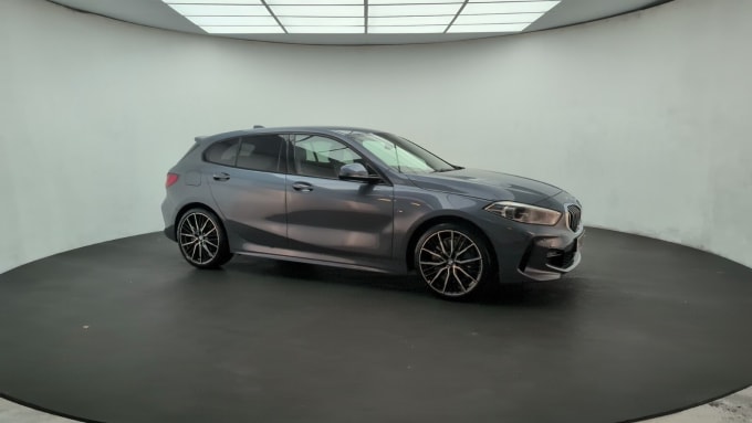 2025 BMW 1 Series