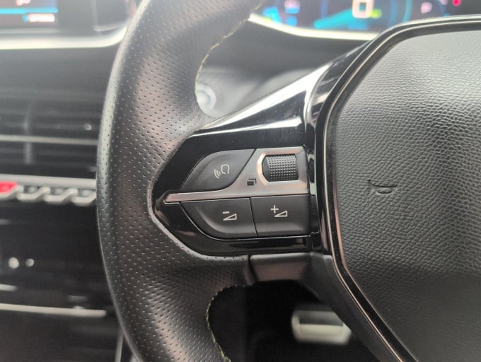 2025 Peugeot E-208