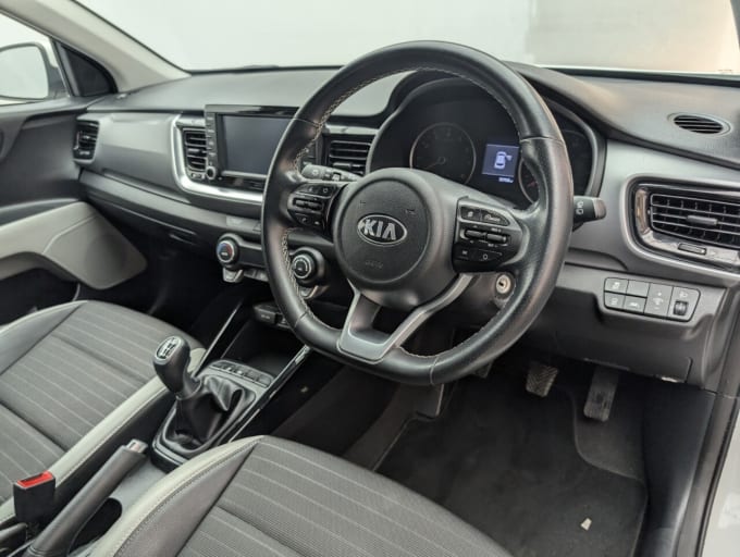 2025 Kia Stonic