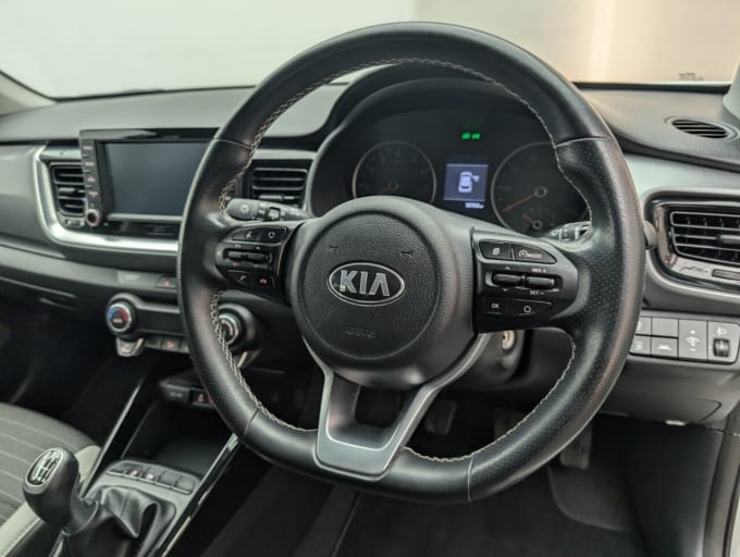 2025 Kia Stonic