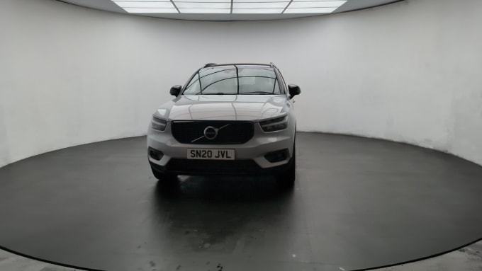 2025 Volvo Xc40