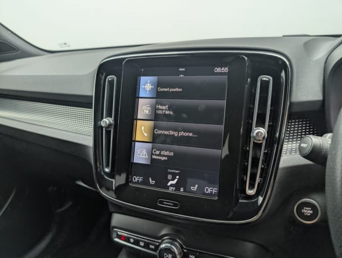 2025 Volvo Xc40