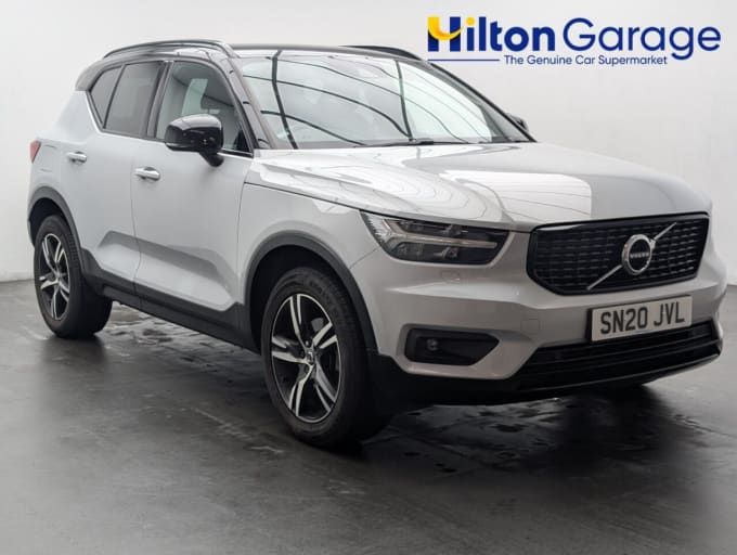 2025 Volvo Xc40