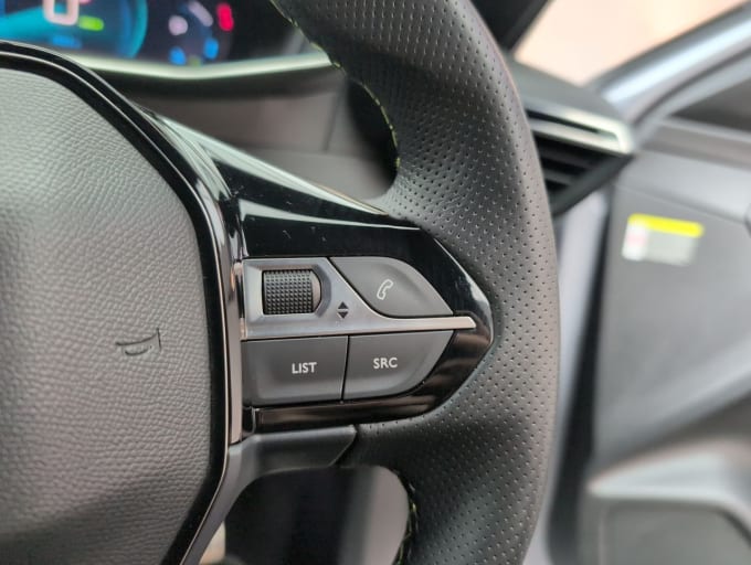 2025 Peugeot E-208