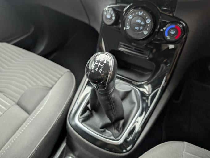 2025 Ford Fiesta