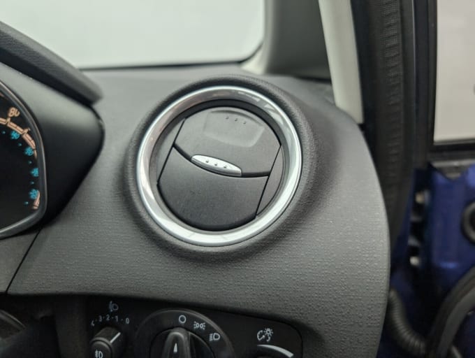 2025 Ford Fiesta