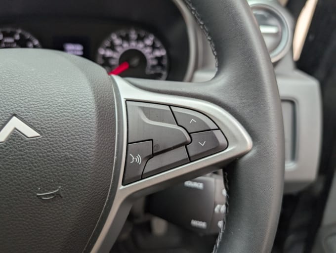 2025 Dacia Duster