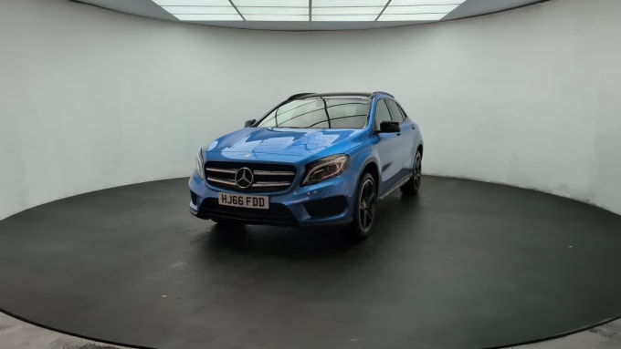 2025 Mercedes-benz 180