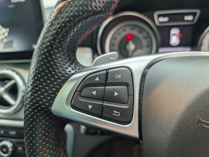 2025 Mercedes-benz 180