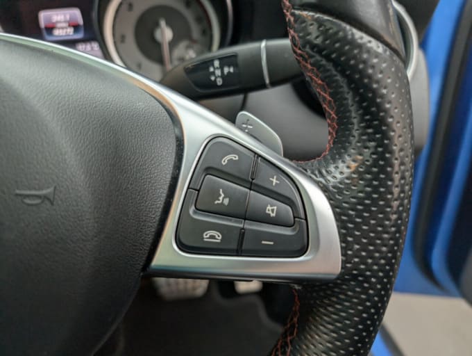 2025 Mercedes-benz 180