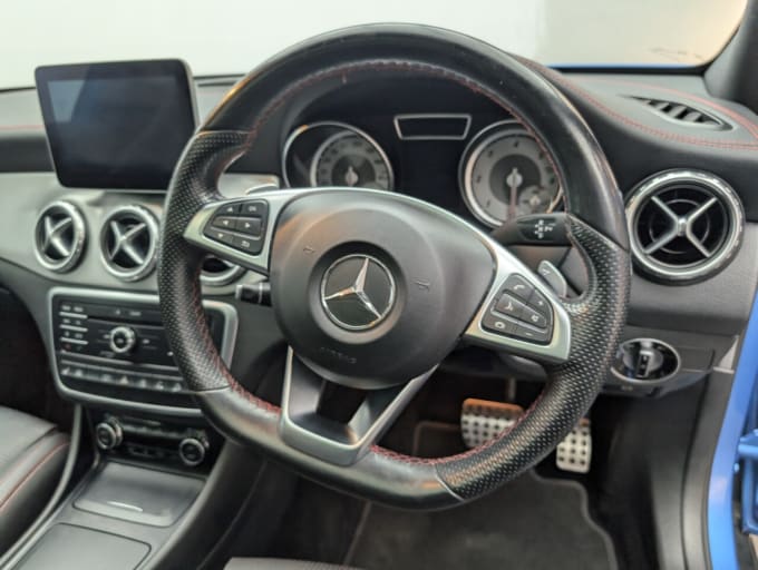 2025 Mercedes-benz 180