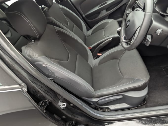 2025 Renault Clio