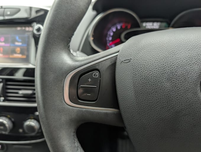 2025 Renault Clio