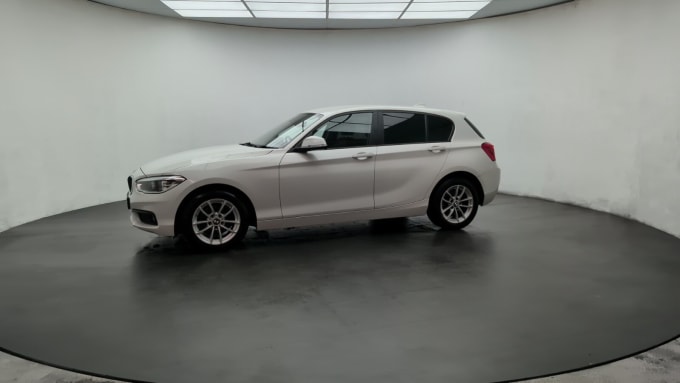 2025 BMW 1 Series