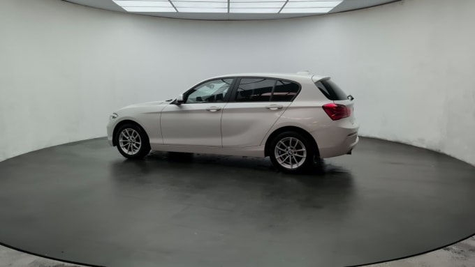2025 BMW 1 Series