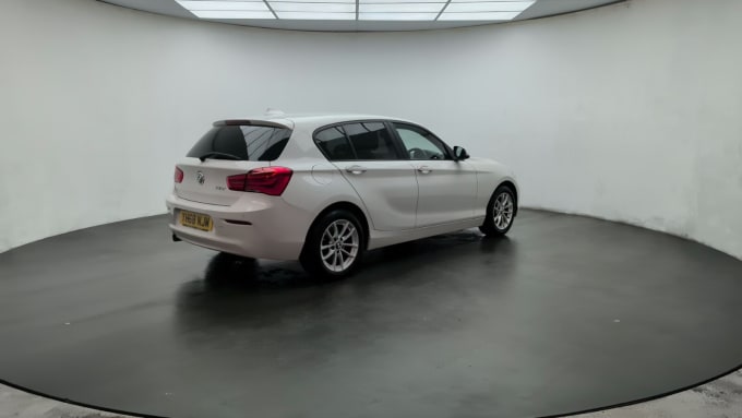 2025 BMW 1 Series