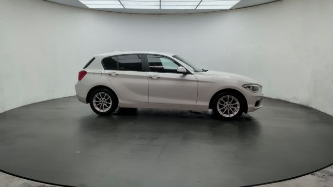 2025 BMW 1 Series