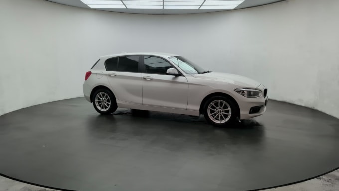 2025 BMW 1 Series