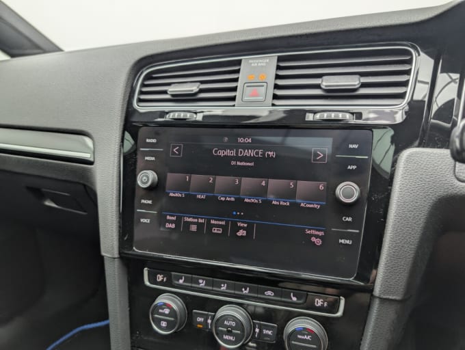 2025 Volkswagen Golf